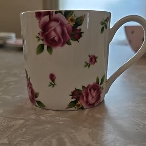 Royal Albert Pink Rose Porcelain Tea Mug
